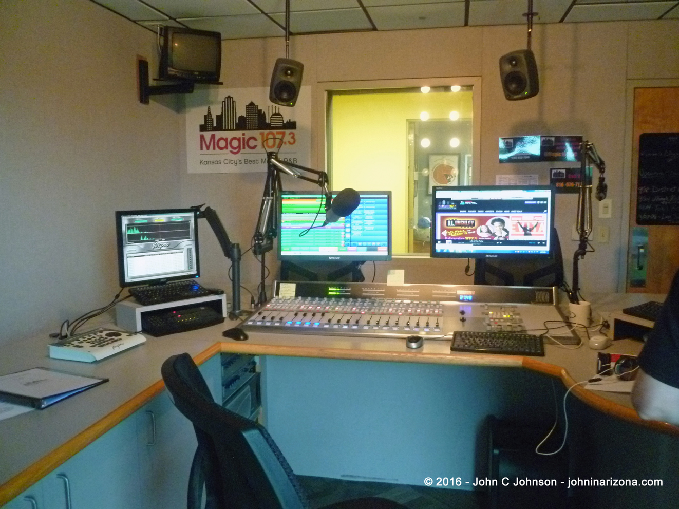 KMJK FM Radio Kansas City, Missouri