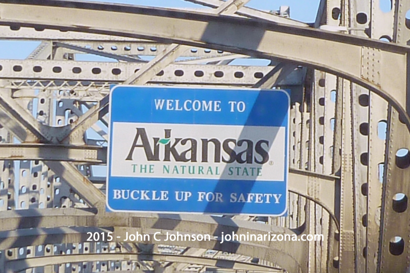 Welcome to Arkansas sign