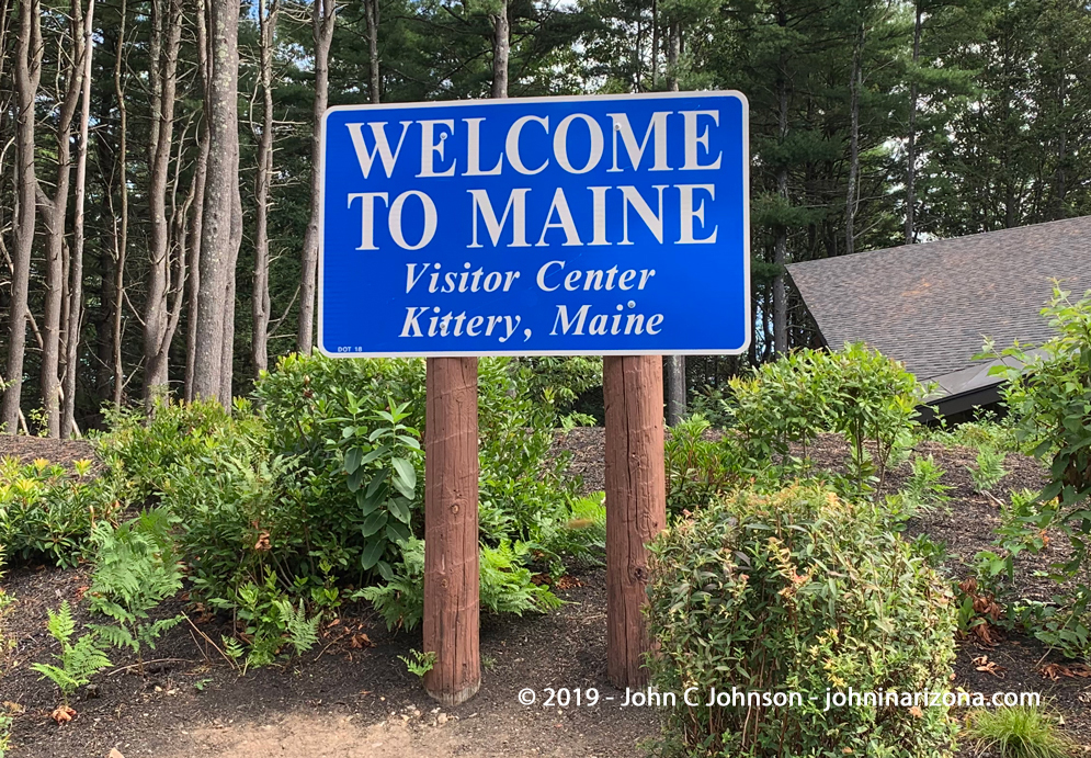 Welcome to Maine sign