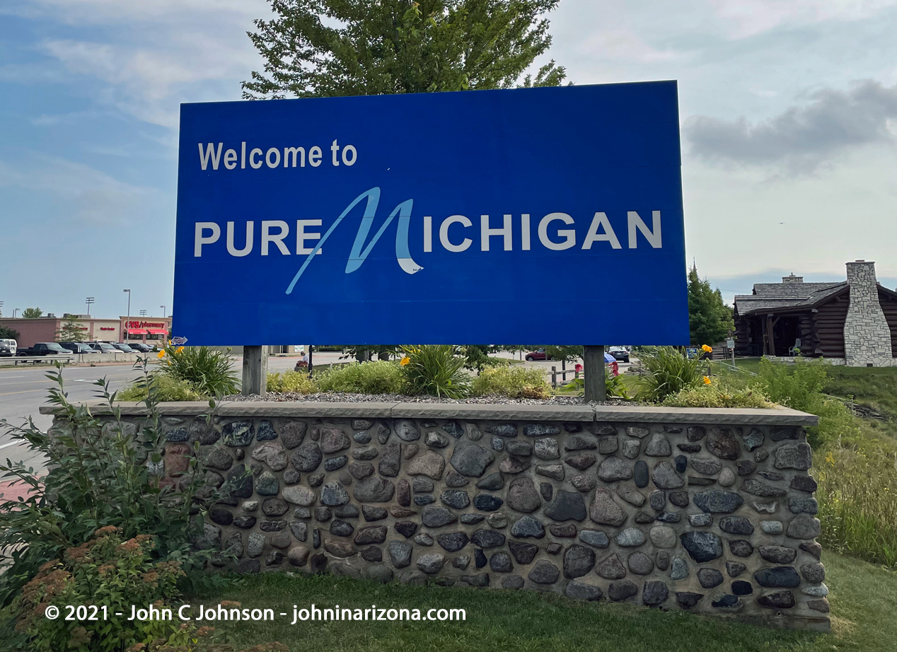 Michigan Welcome Sign